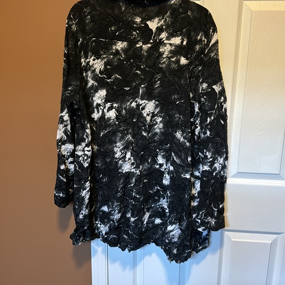 Toni T Black & White Jacket-blouse size 2X - Picture 3 of 7